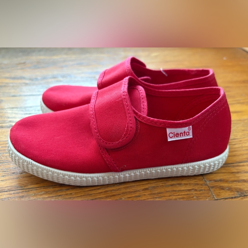 Cienta Kids Red Canvas Shoes‎ Size EU 30 US 12.5 New No Box